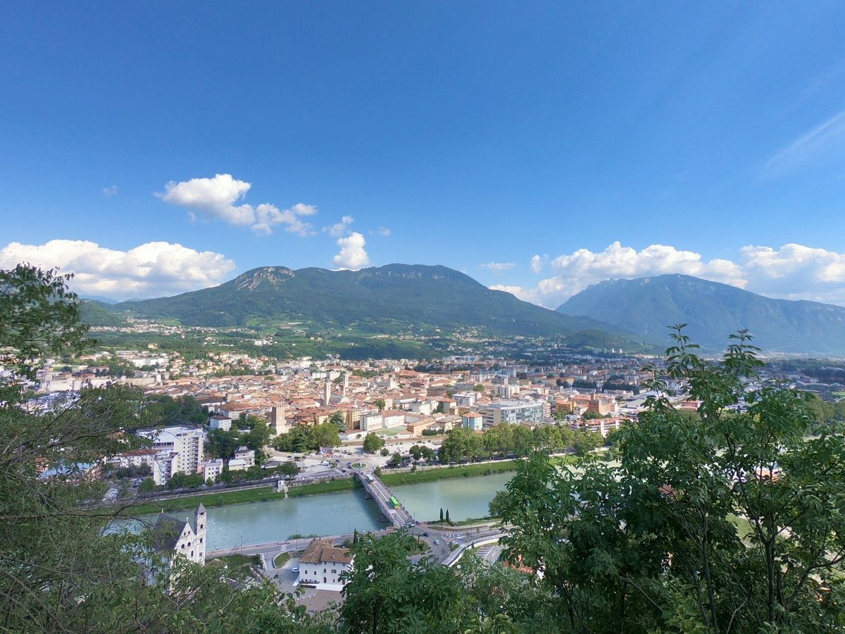 تلة دوس ترينتو