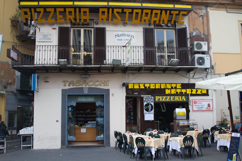 مطعم بيتزا ماتوزي