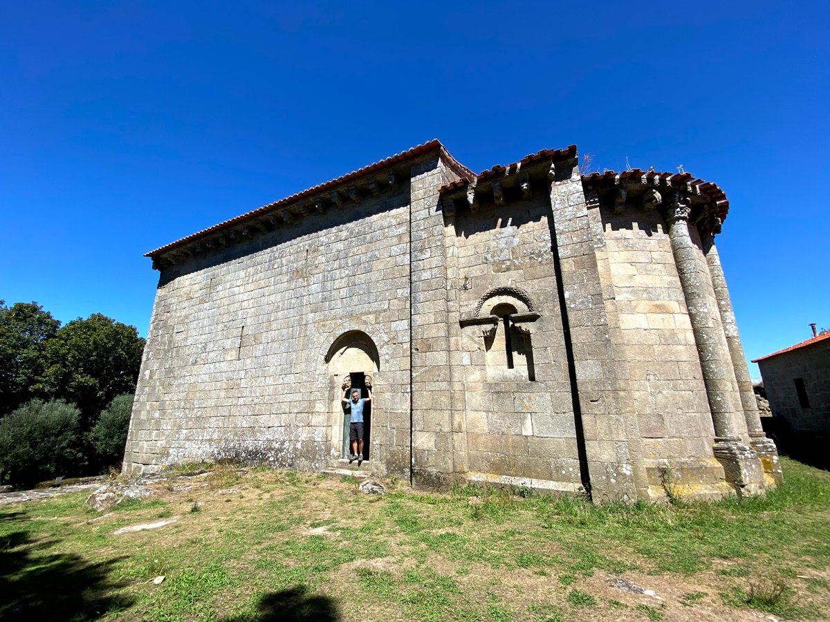 دير سانفينز