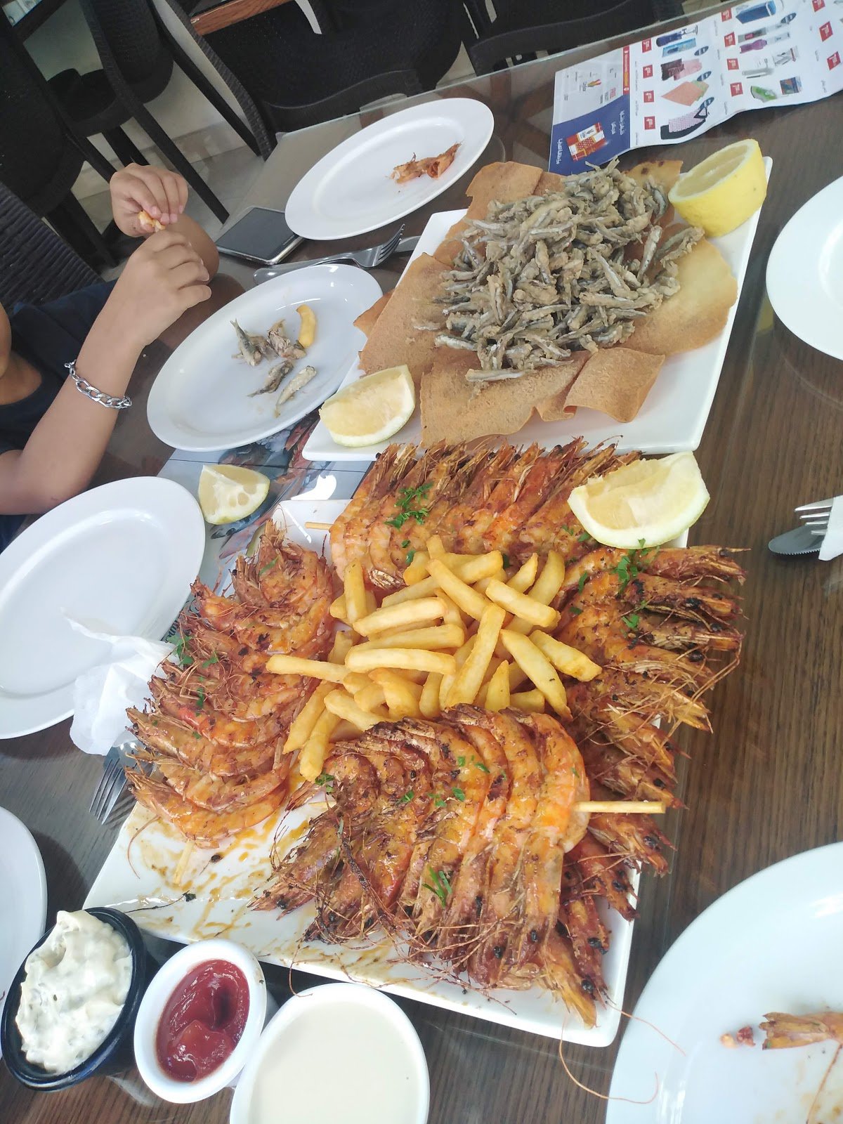 اشهر و افضل  25 مطعم اكلات متوسطي في محافظة بيروت ننصح بها
