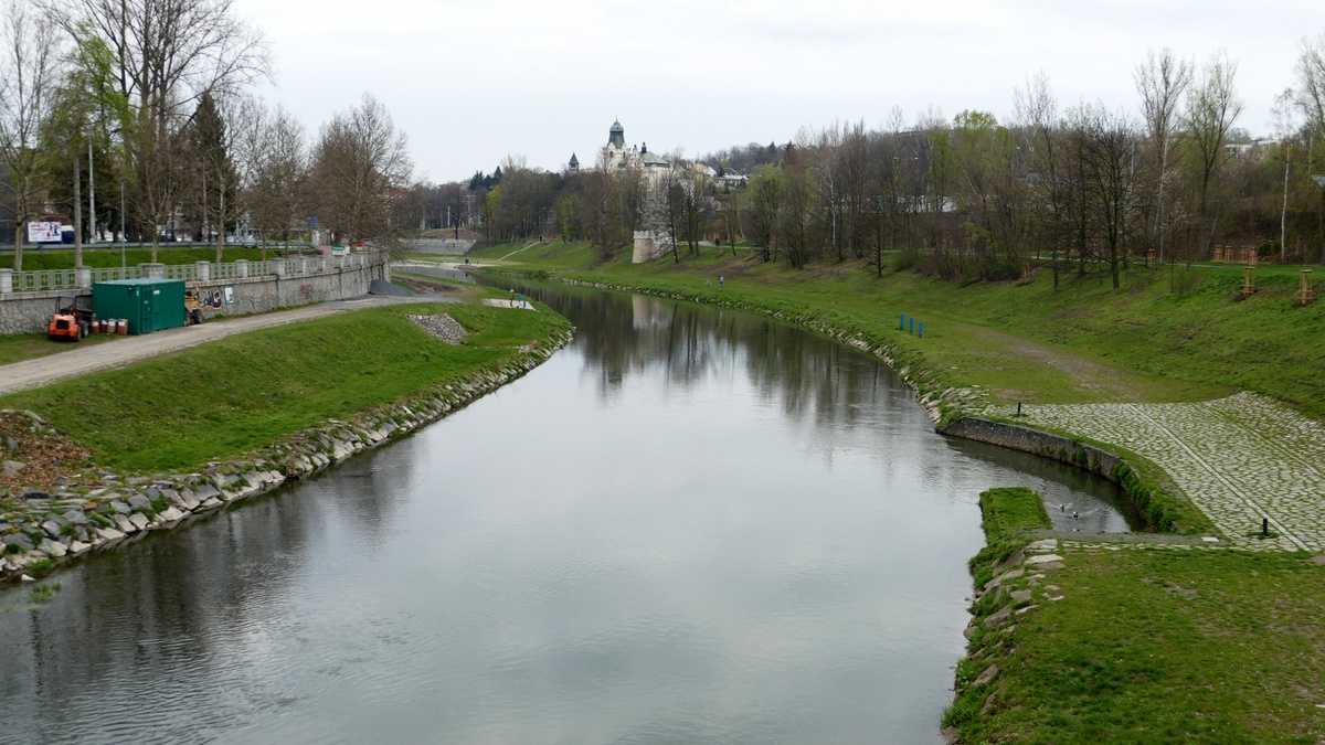 نهر اوسترافا