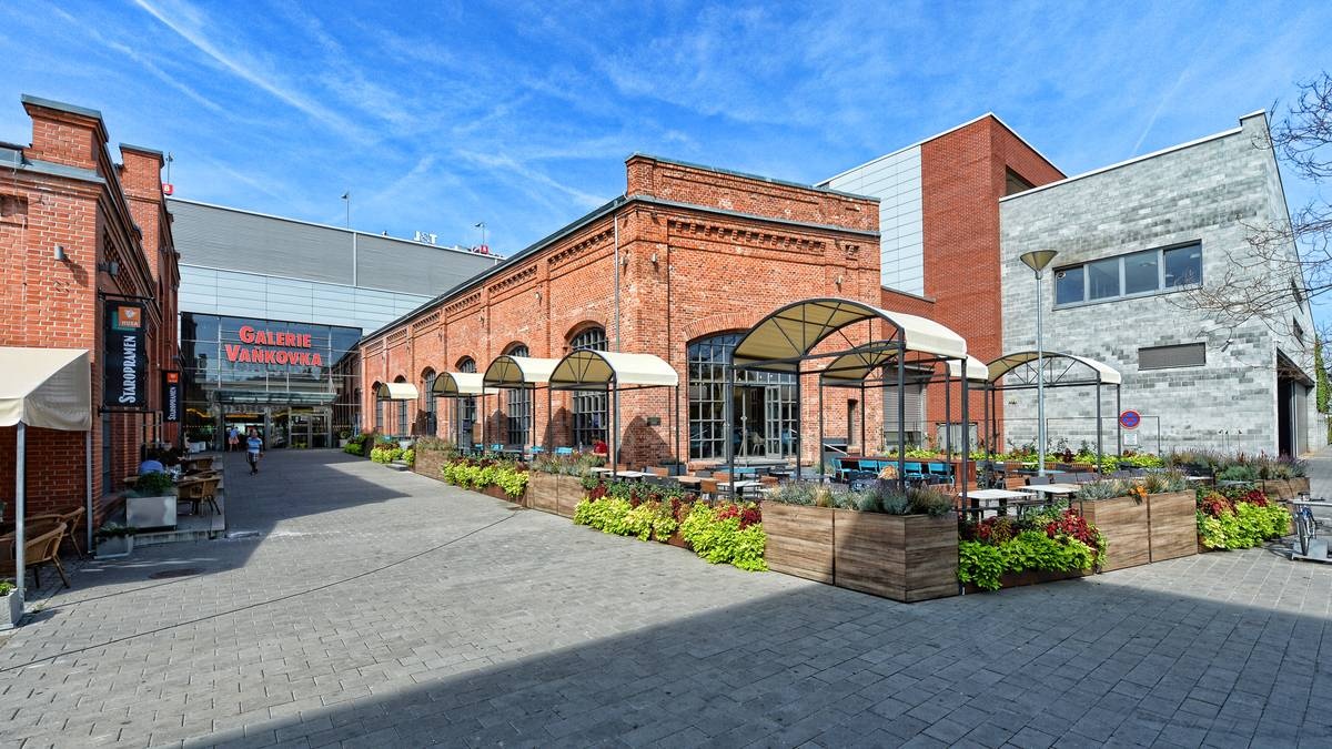 جاليري فاكوفكا