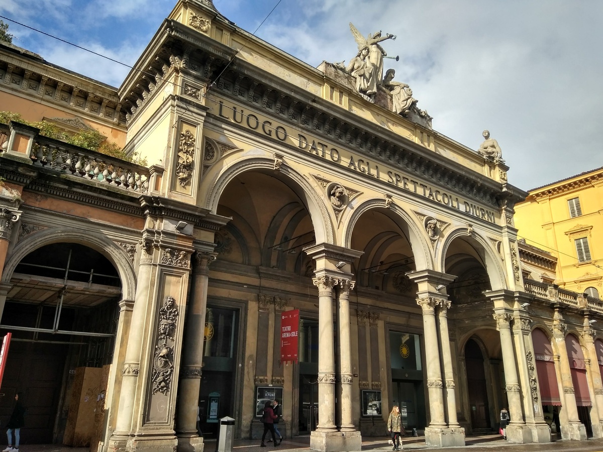 اشهر و افضل  24 مسرح في ايطاليا ننصح بها