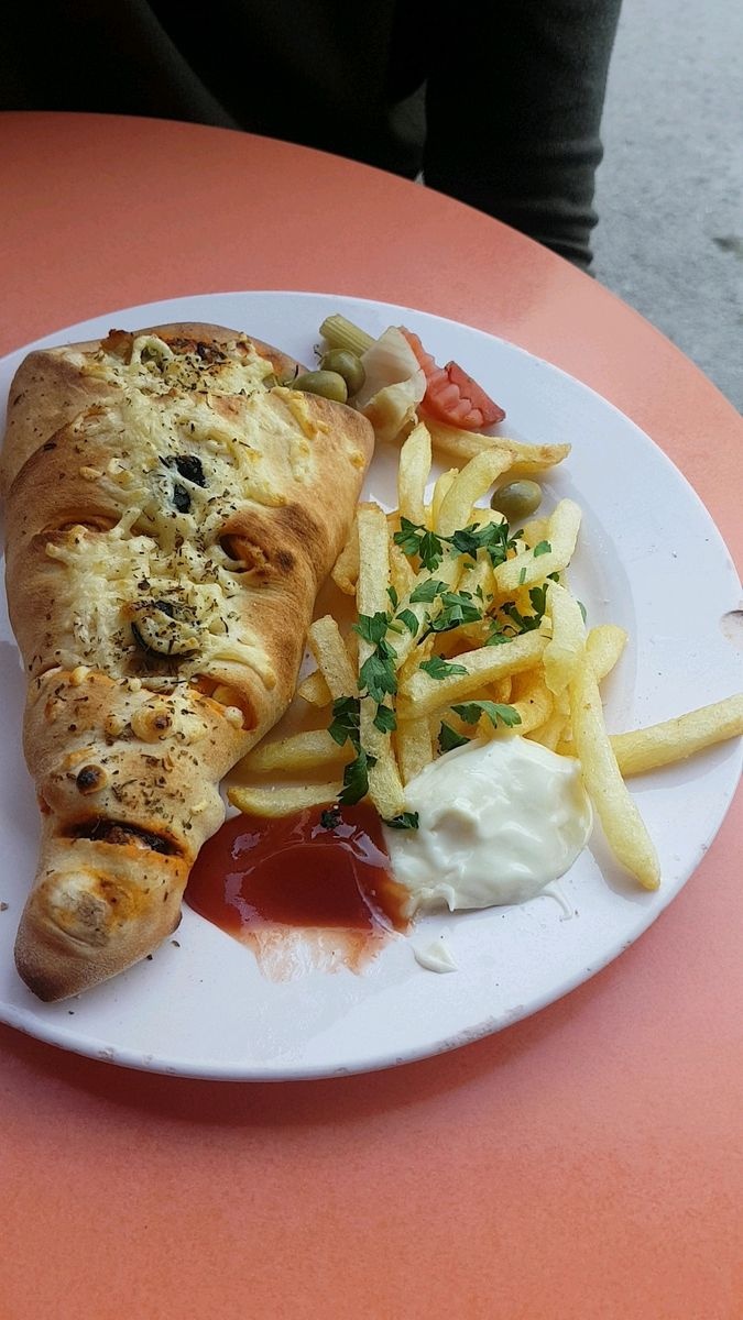 مطعم دولتشي فيتا