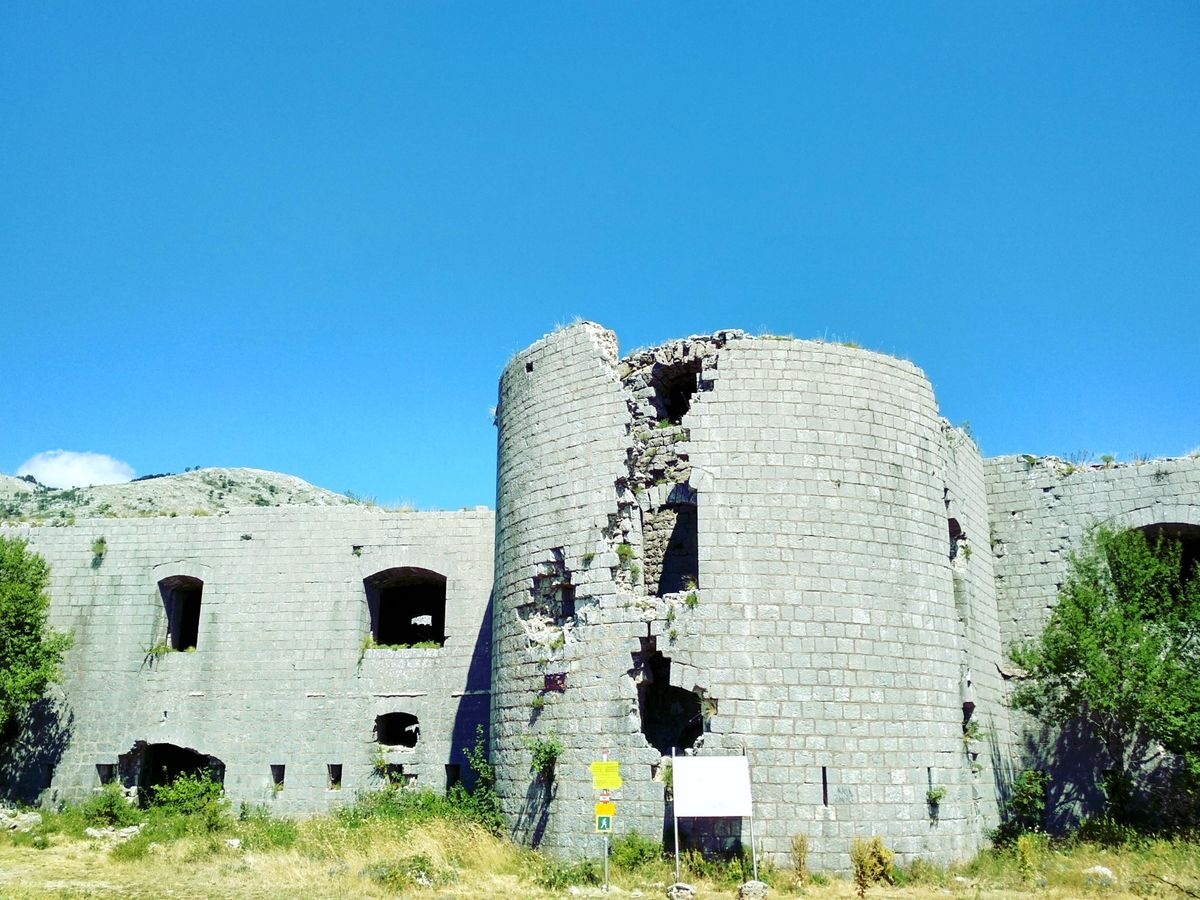 قلعة كوزماك