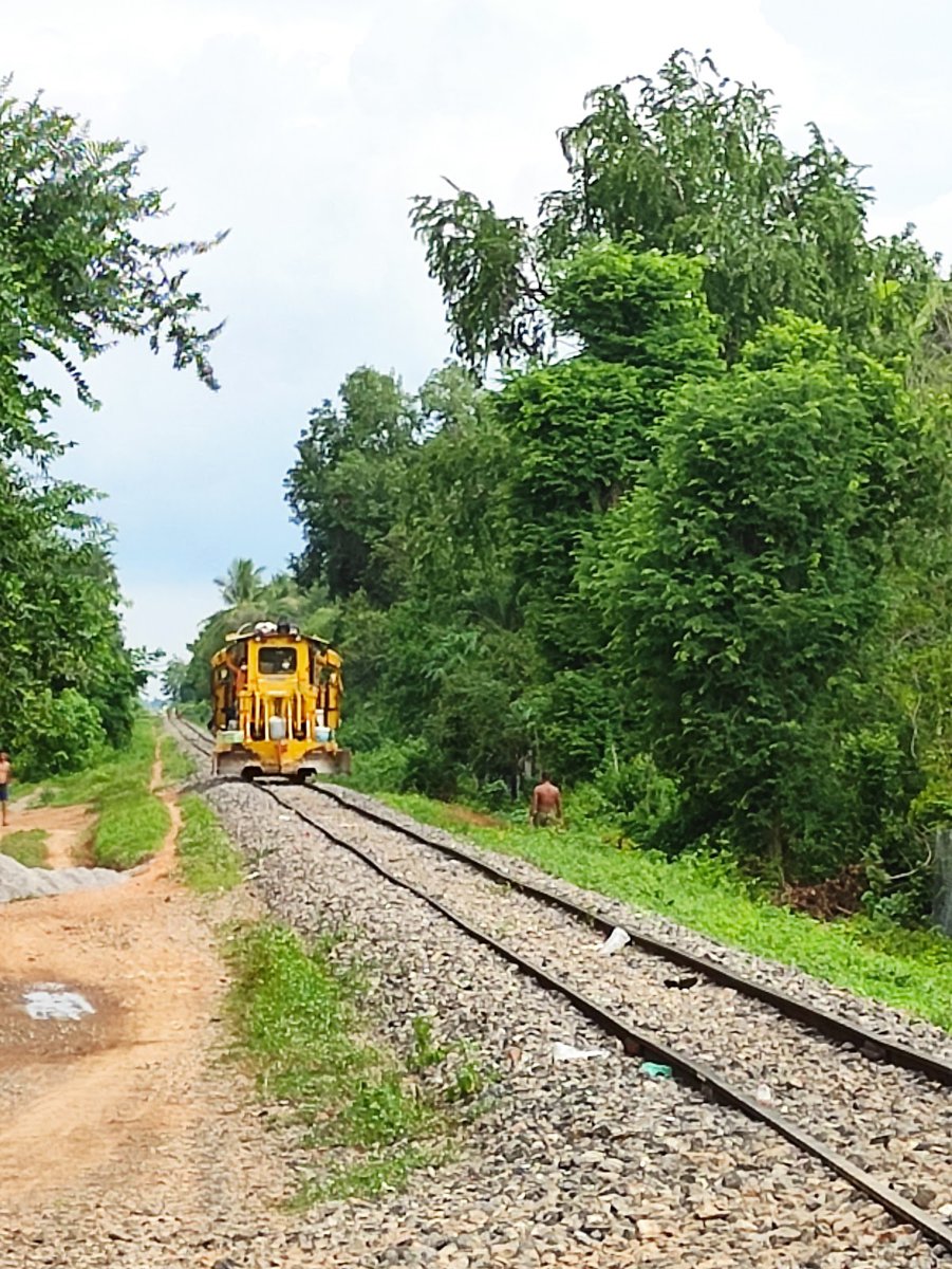 قطار خيزران باتامبانج