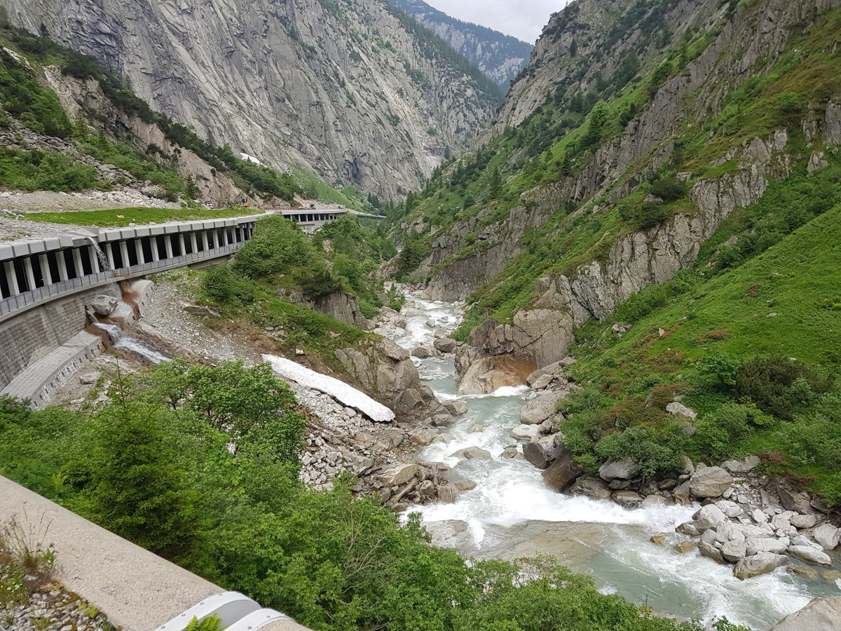 A picture of Gotthard Pass