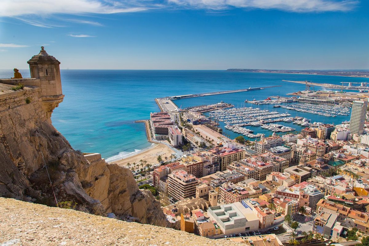 A picture of the Alicante makes it easier for you to know the country