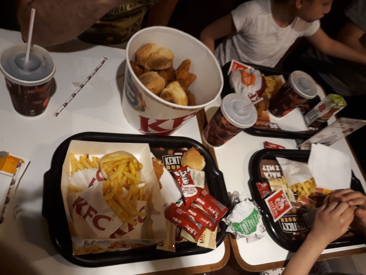 A picture of KFC levent