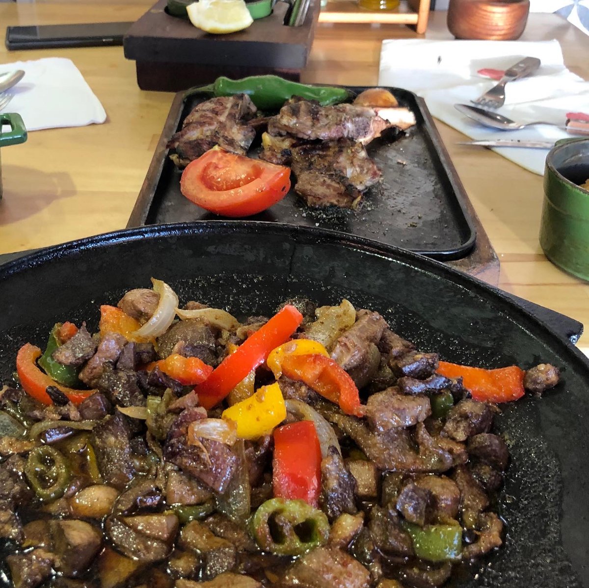 مطعم شوايا ستيك هاوس