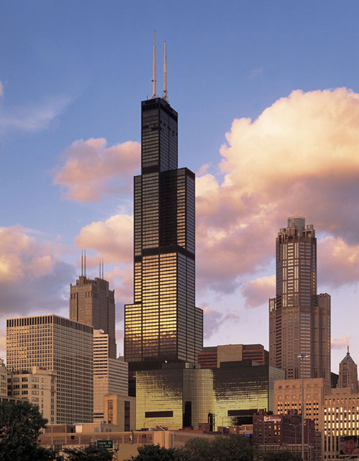 A picture of Willis Tower