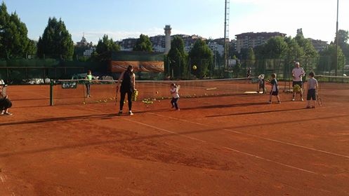 نادي تنس اميكا