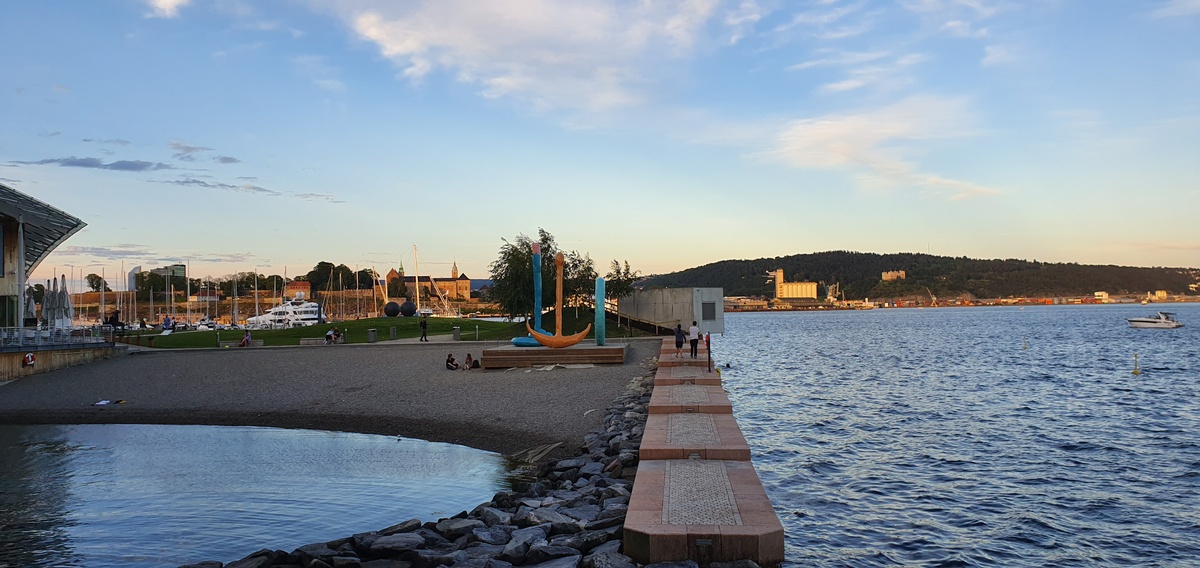Tjuvholmen Sculpture Park A picture of Tjuvholmen Sculpture Park
