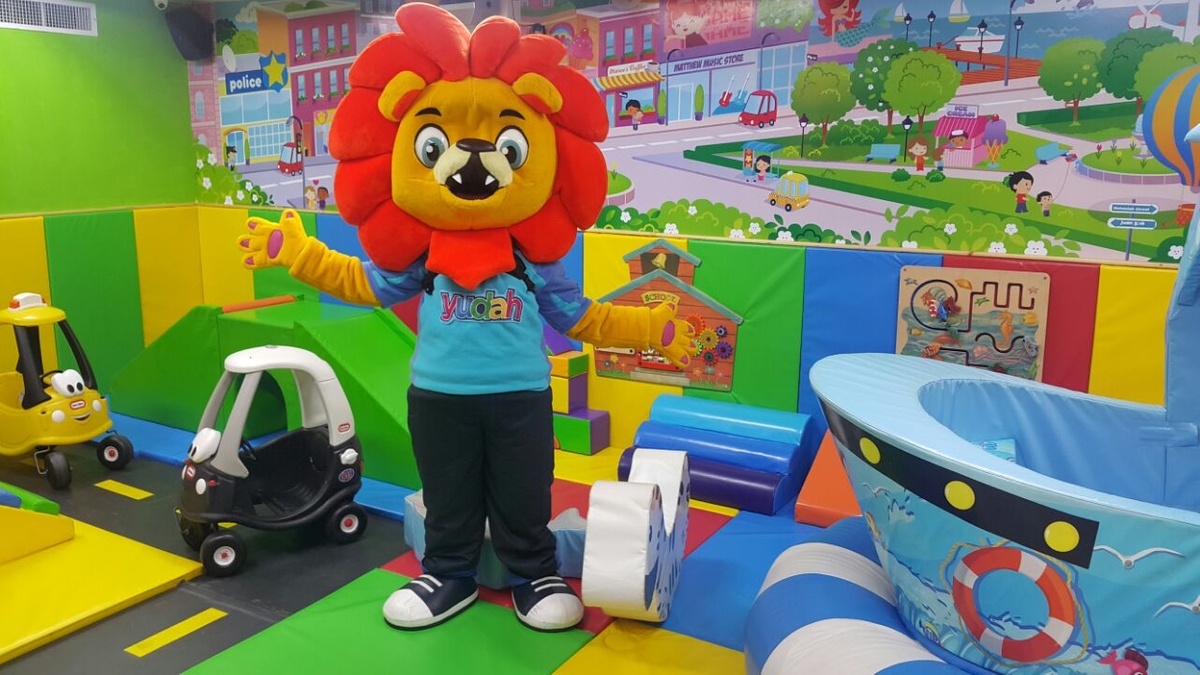 مركز لعب الأطفال الصغار