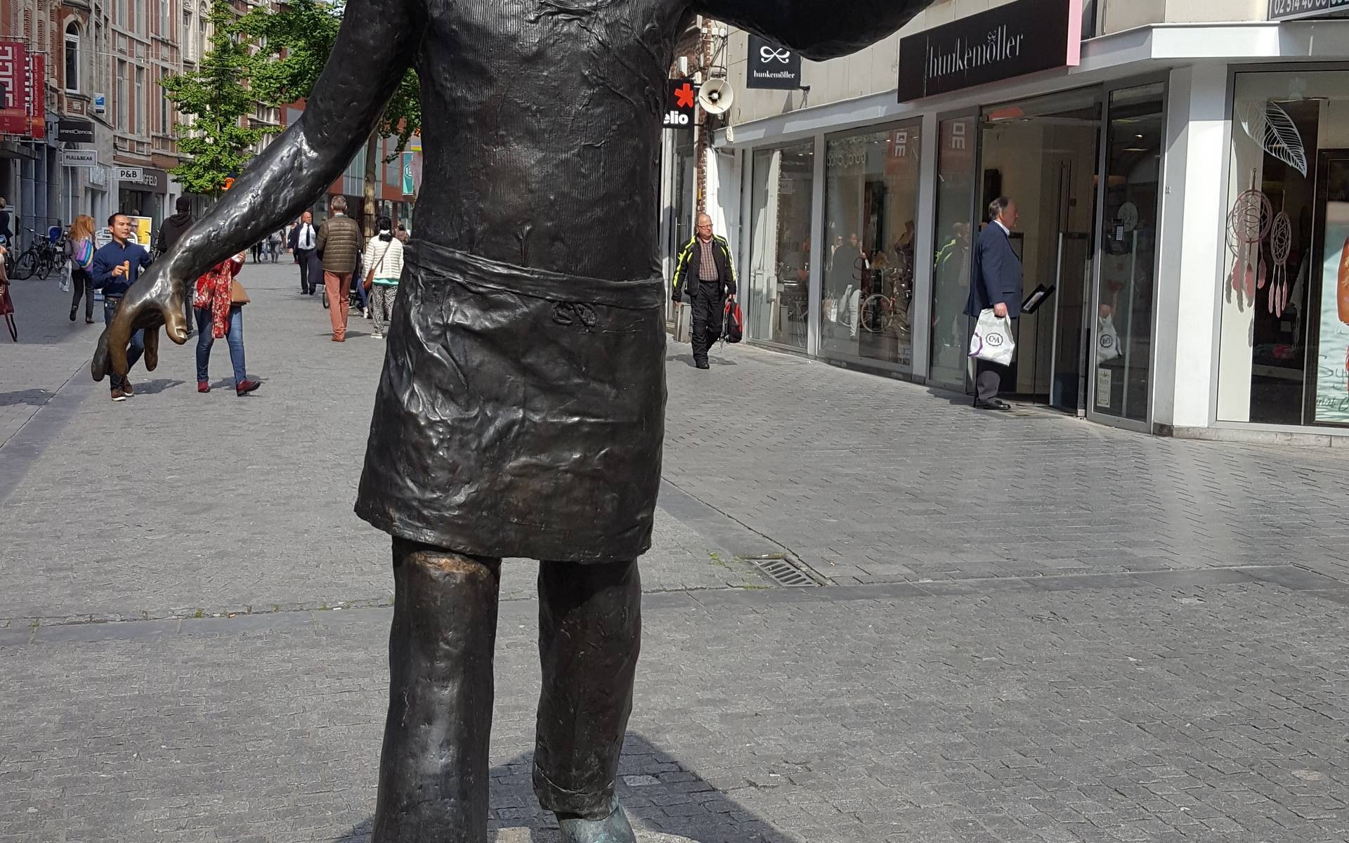 الخبّاز دور