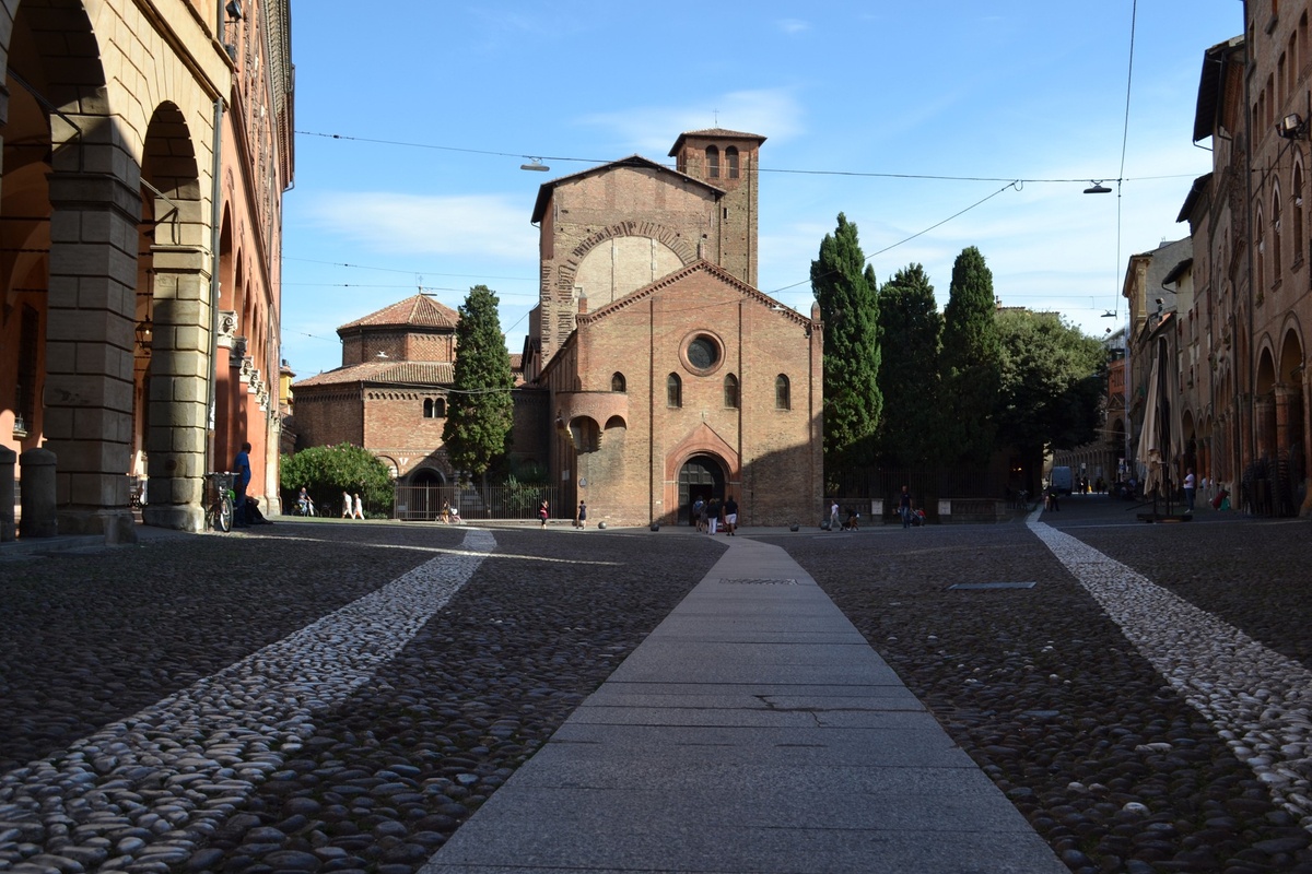 A picture of Piazza Santo Stefano
