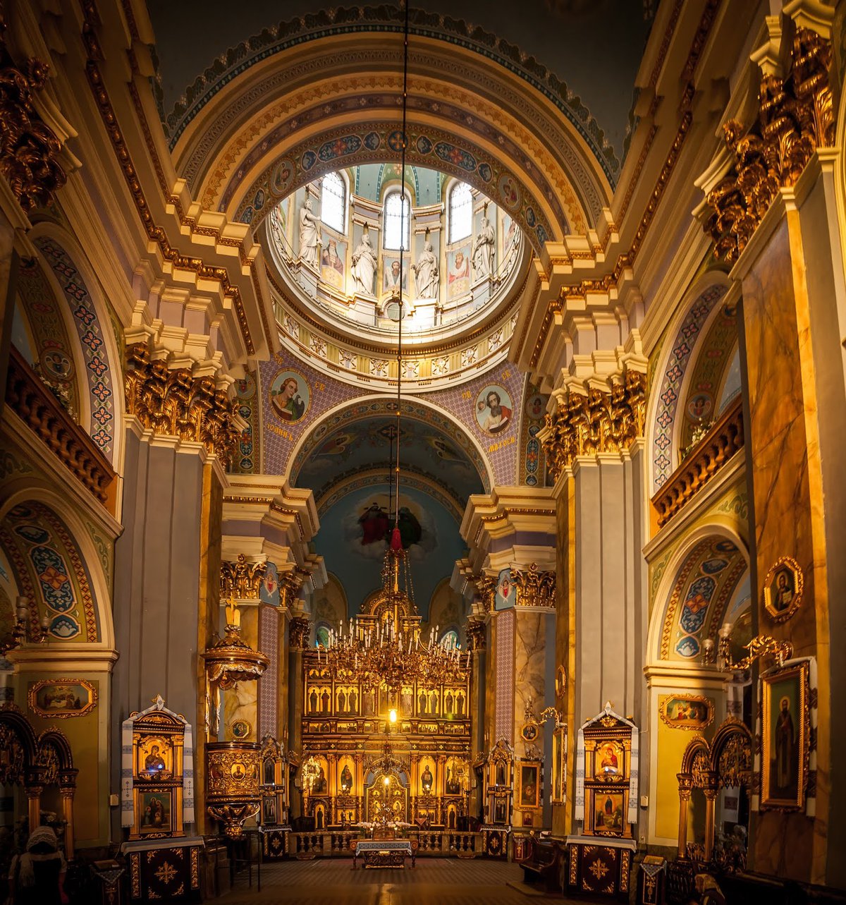 21 من أفضل كنيسة و اديرة سياحية في أوكرانيا ننصحك بزيارتها
