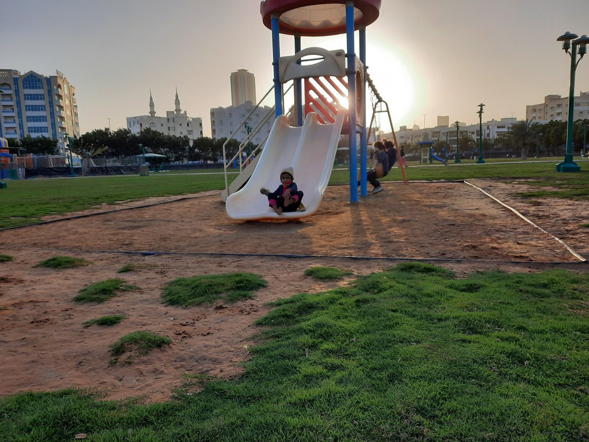 A picture of Al Muntazah Ladies & Children Park