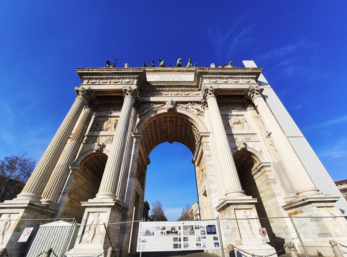 A picture of Arco della Pace