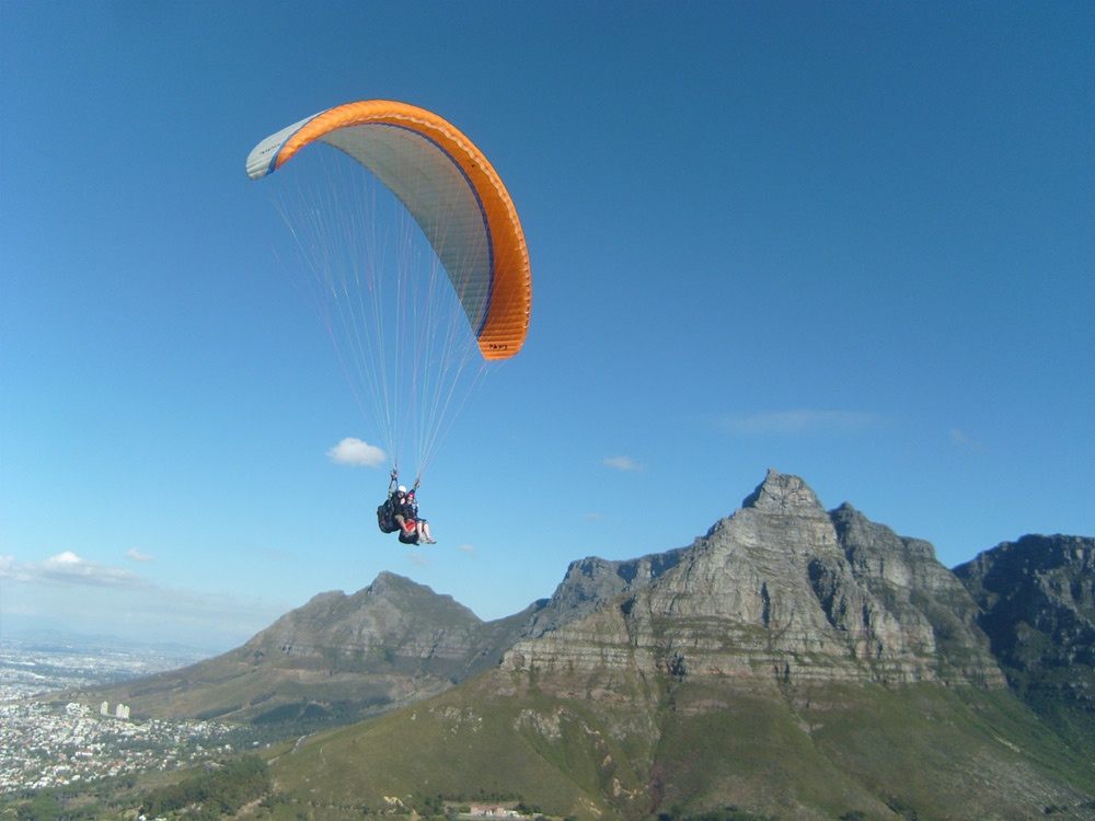 مركز كيب تاون للقفز بالمظلات