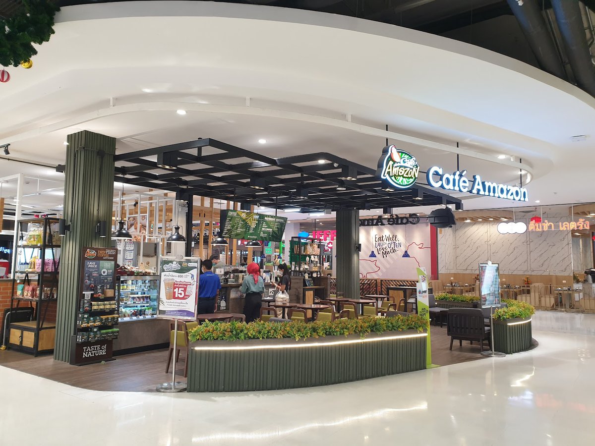 مركز روبنسون لايف ستايل التجاري