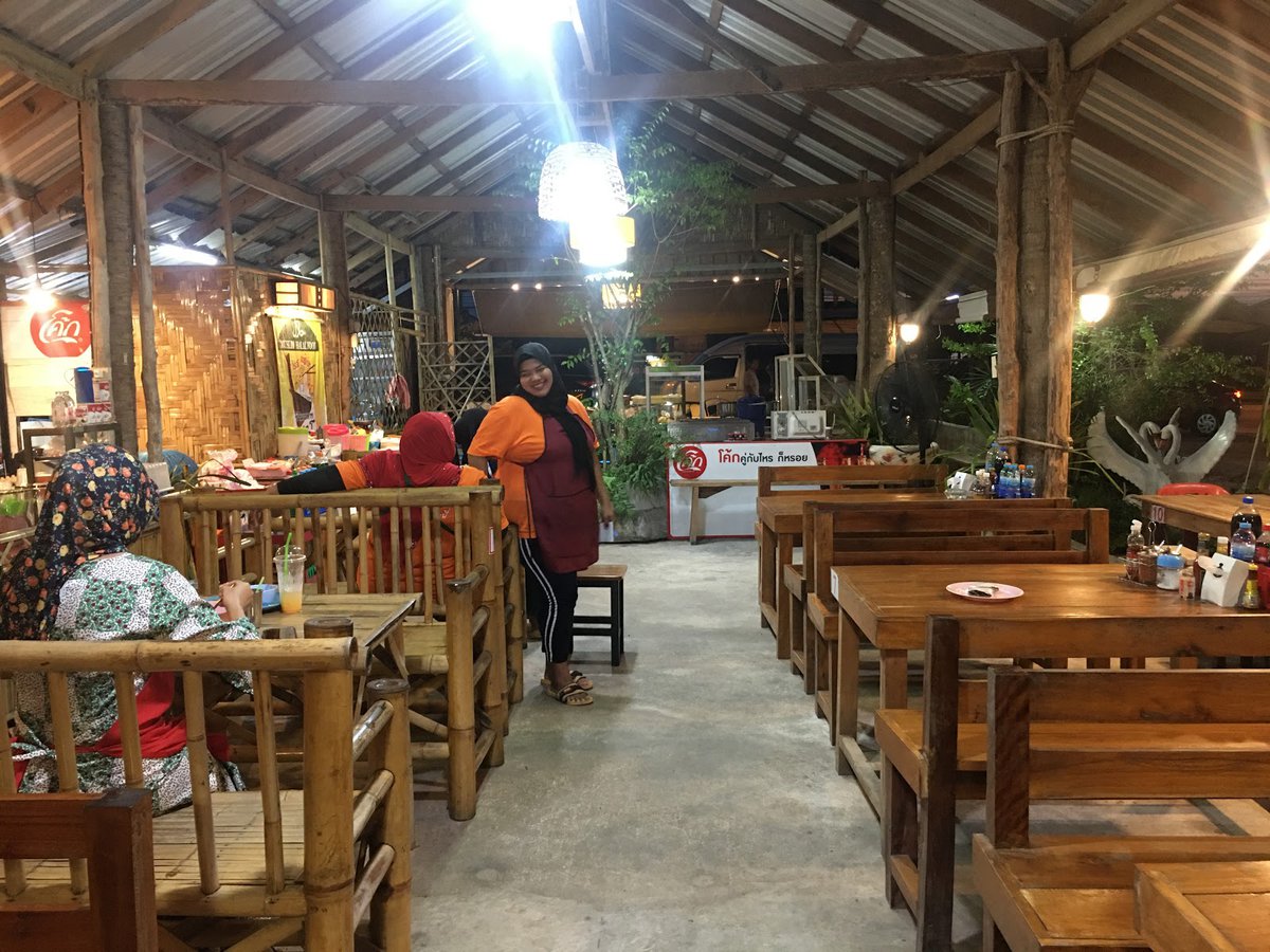 مطعم هاريا للمأكولات الحلال الإسلامية