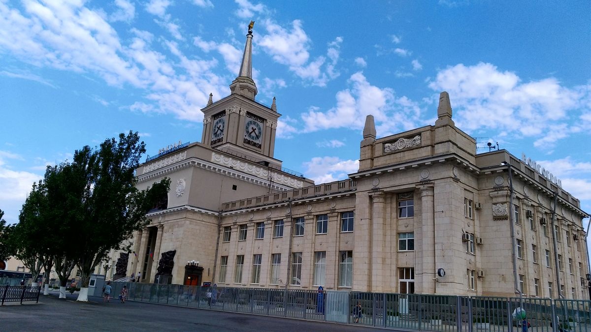 محطة قطار فولجوجراد 1