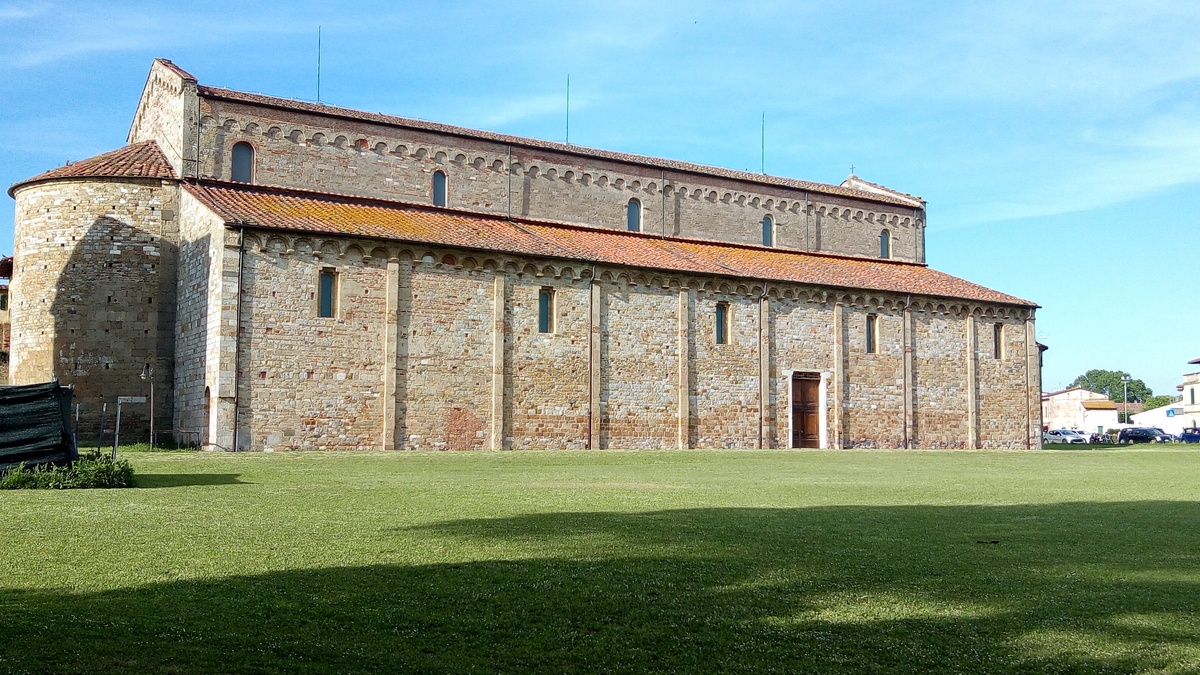 A picture of Basilica romanica di San Piero a Grado