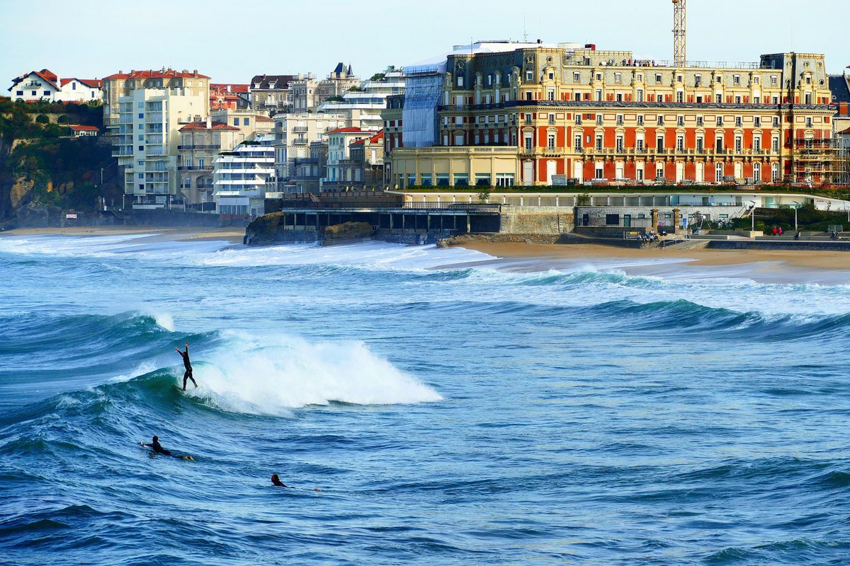 A picture of the Biarritz makes it easier for you to know the country