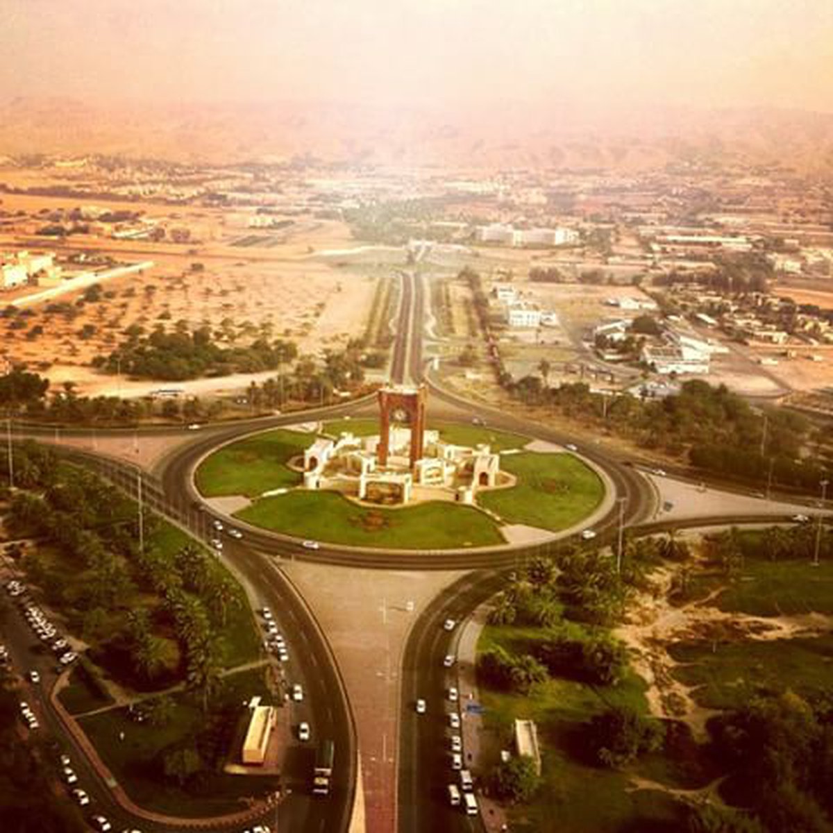 A picture of Burj Al Sahwa Roundabout