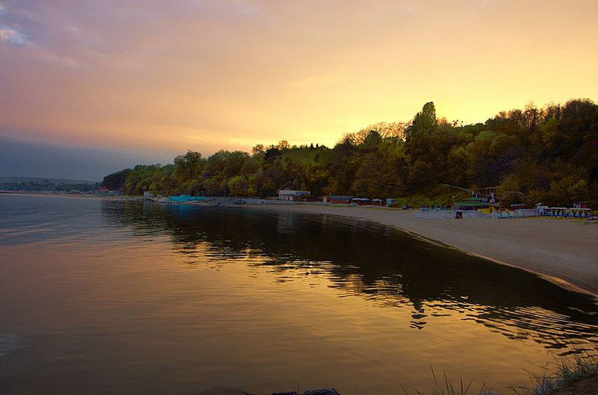 A picture of Varna beach