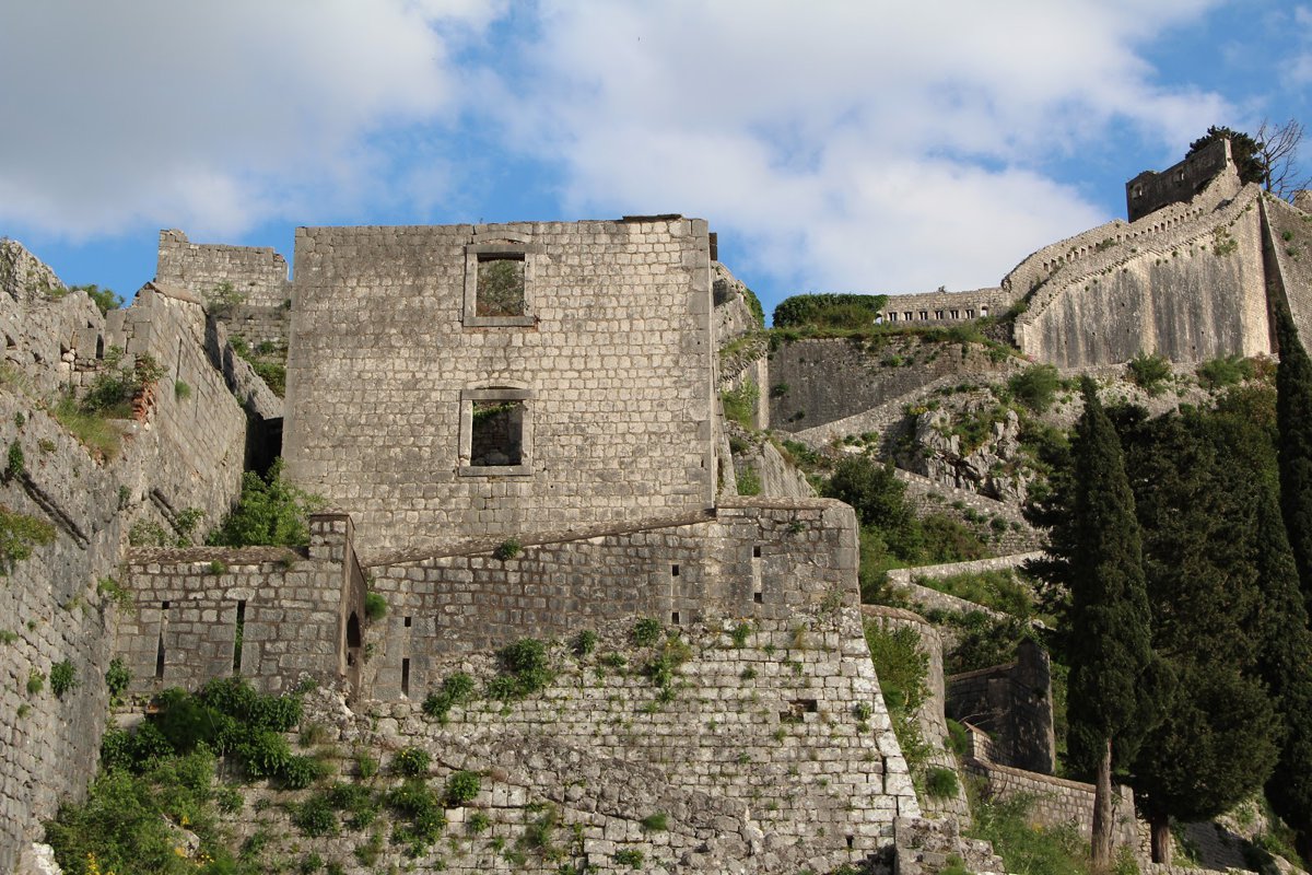 قلعة كوتور