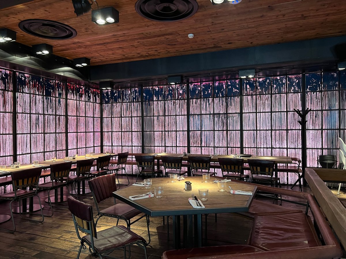 مطعم بيستيا