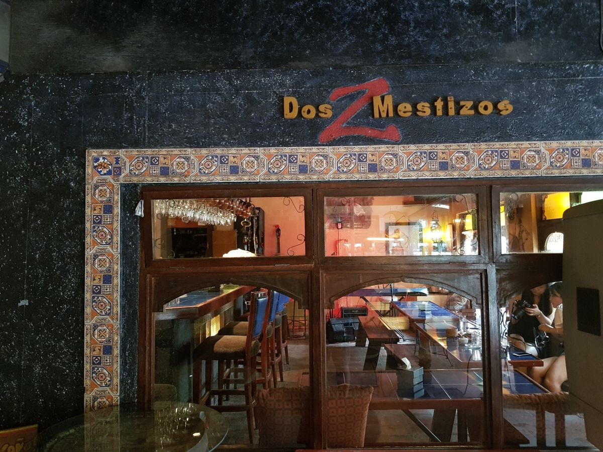 مطعم دوس ميستيزوس