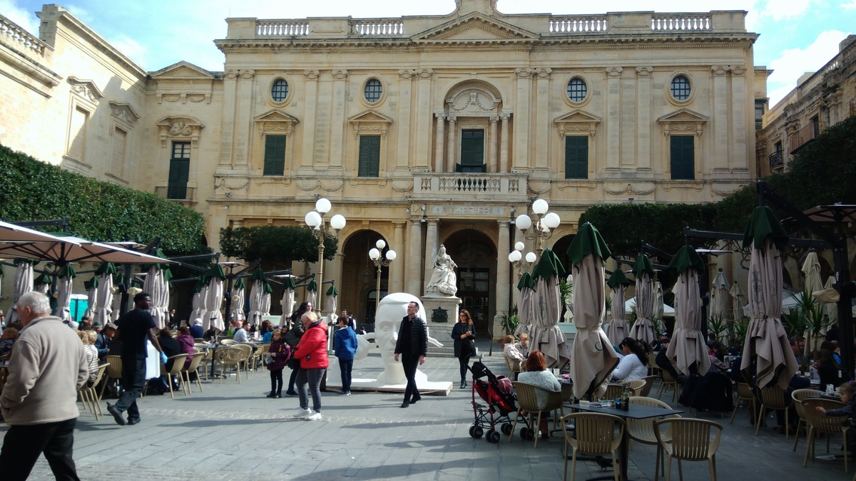 مجمع امباسي للتسوق