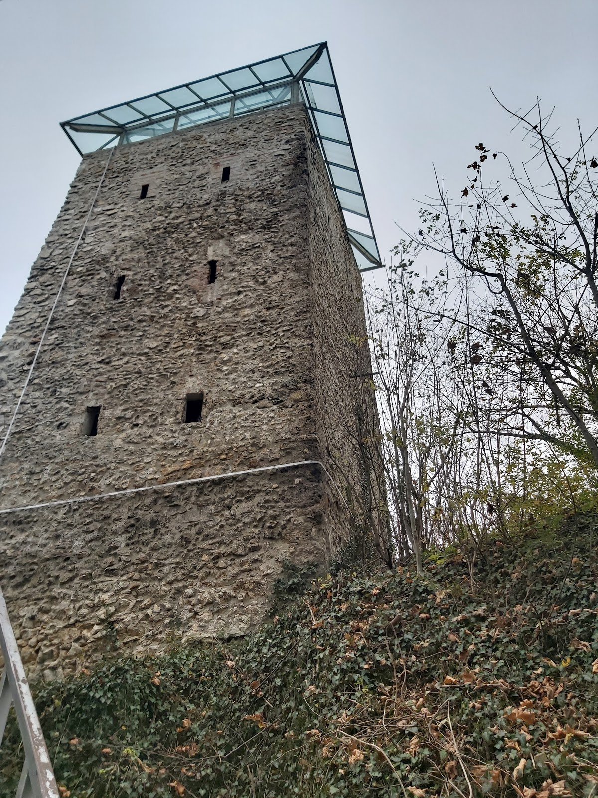 A picture of The Black Tower