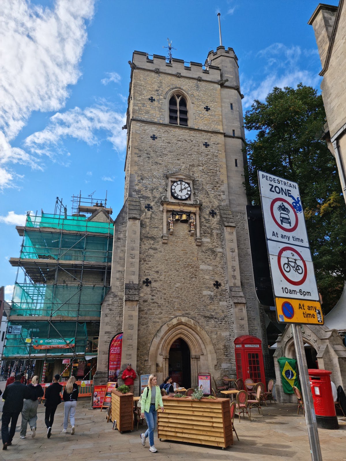 A picture of Carfax Tower