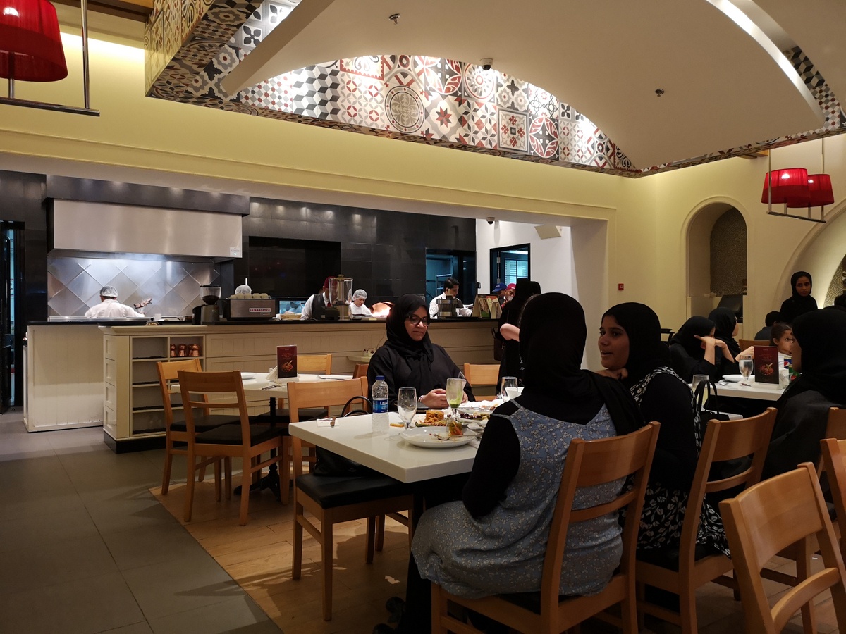 أفضل  18 مطعم للمشاوي و الستيك في محافظة مسقط لا تفوتها