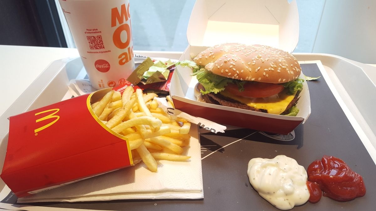 ماكدونالدز ساحة دي باسي