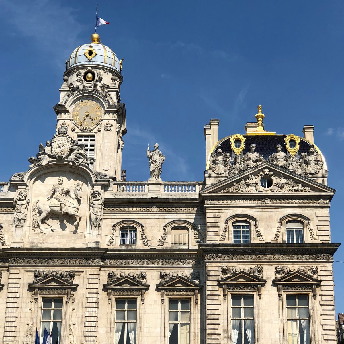 A picture of Lyon City Hall