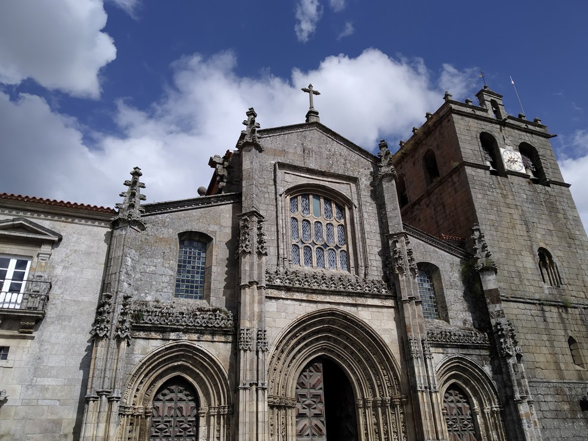 كاتدرائية لاميغو